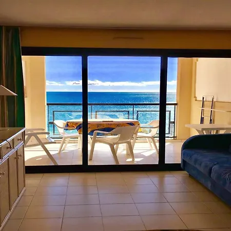 Apartment Coquet A Avec Piscine Partagee / 40 M² *