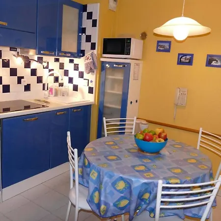 Apartment Coquet A Avec Piscine Partagee / 40 M² Cannes